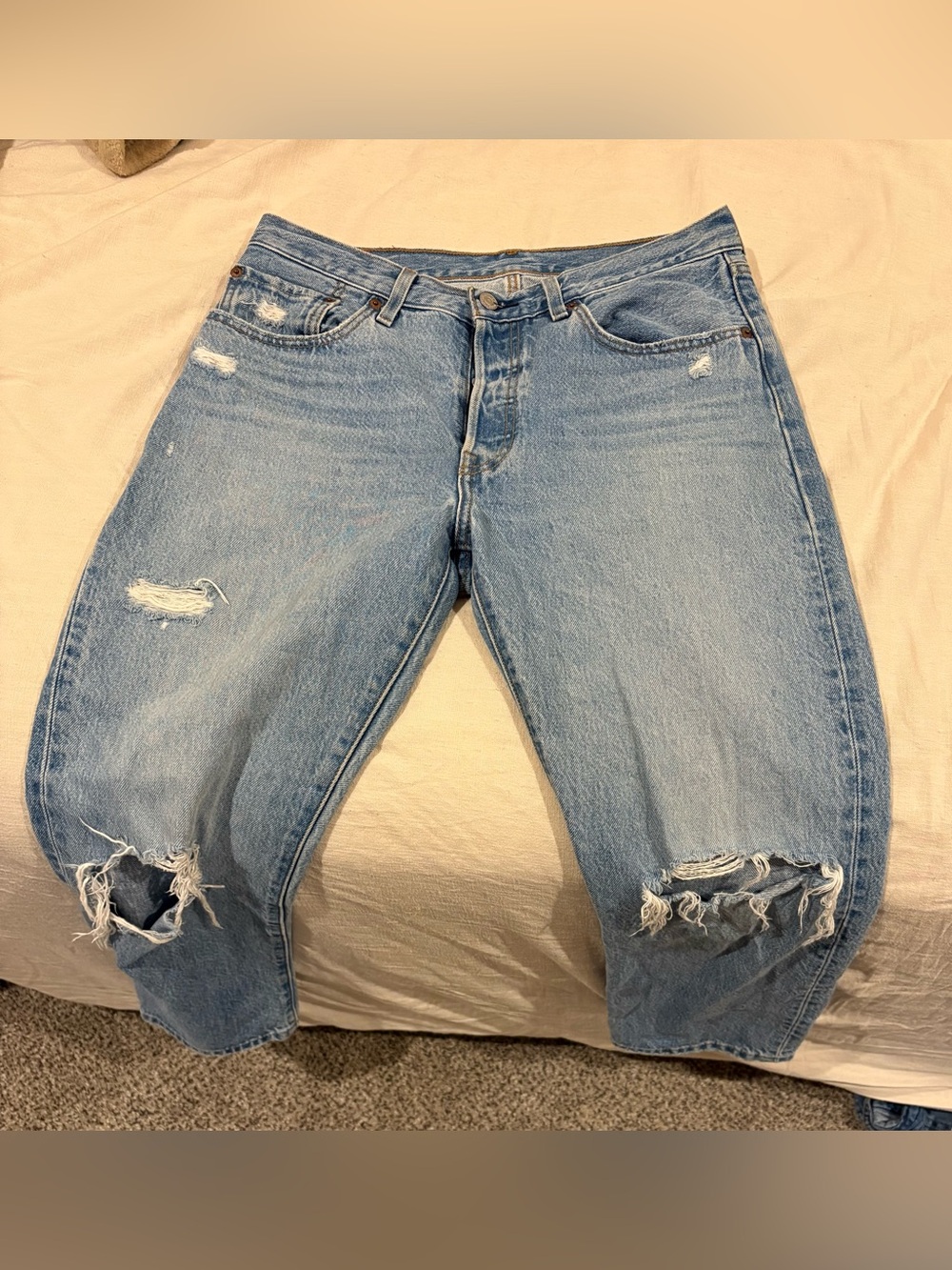 Levi's Light Blue Cropped Distressed Women's Jeans